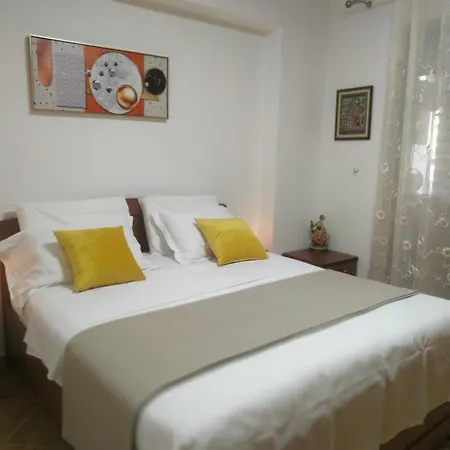 Mirko Apartment